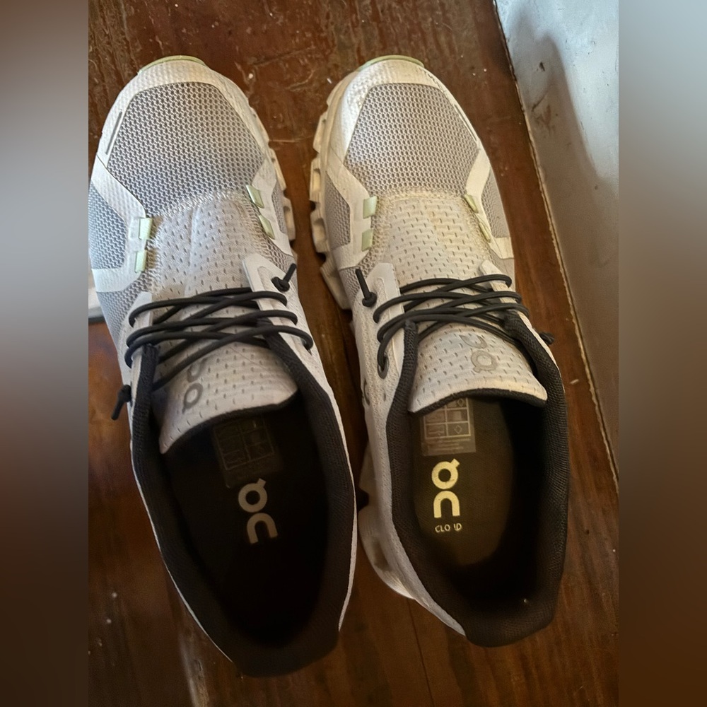 ON Sneakers 🩷